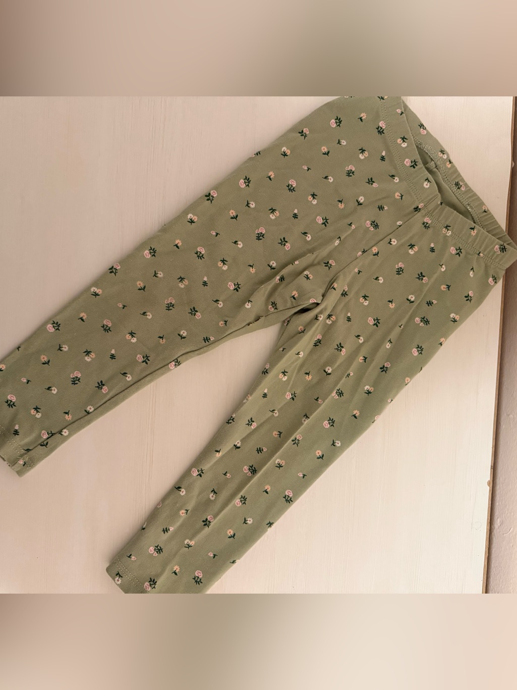 Cat & Jack Olive Green Floral Leggings
